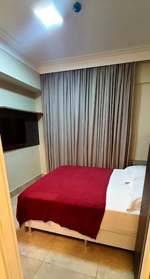 Apt Hotel Astron Mundial Salvador Bagian luar foto