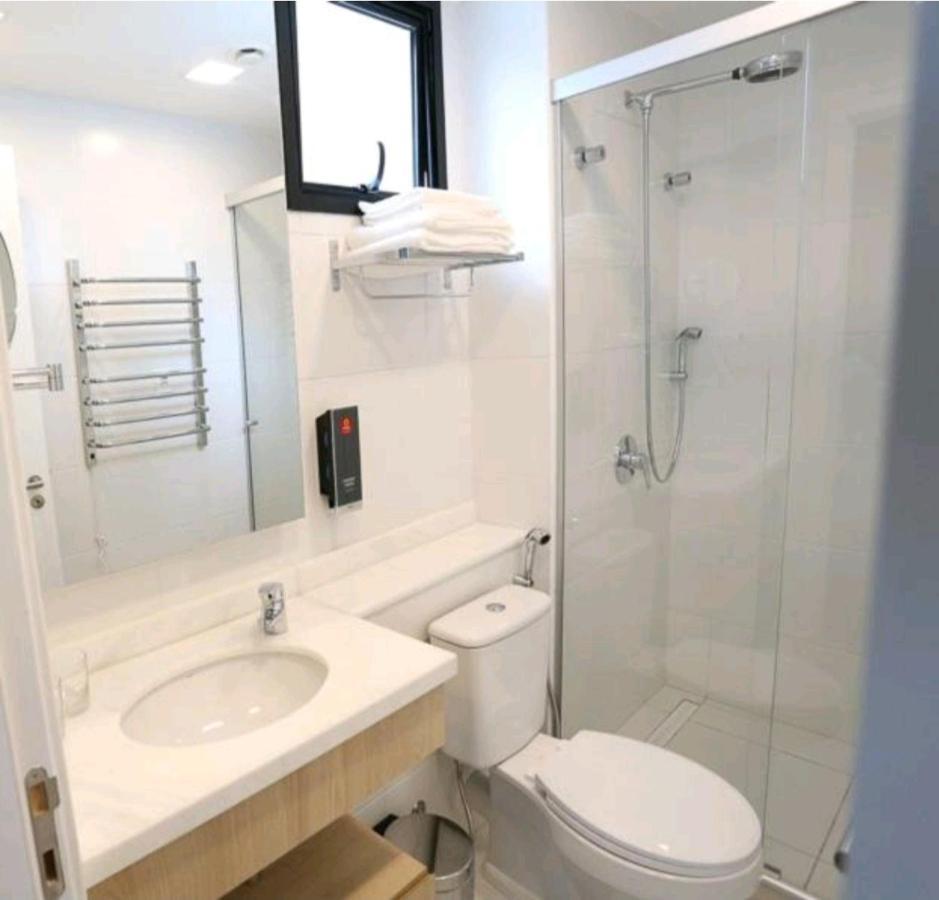 Apt Hotel Astron Mundial Salvador Bagian luar foto