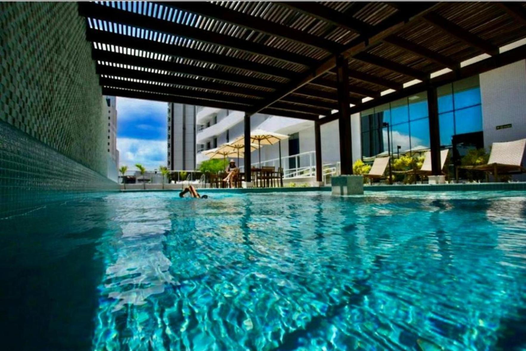 Apt Hotel Astron Mundial Salvador Bagian luar foto