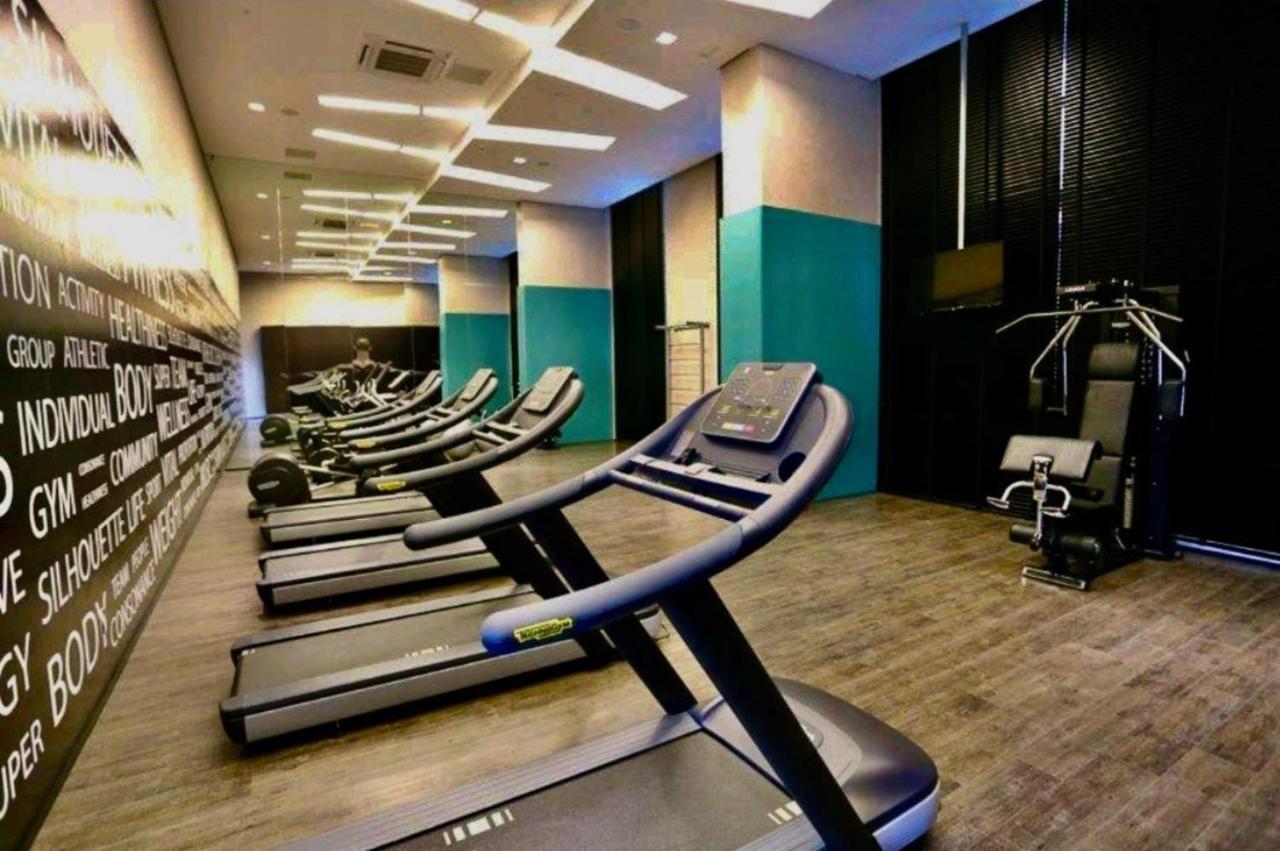 Apt Hotel Astron Mundial Salvador Bagian luar foto